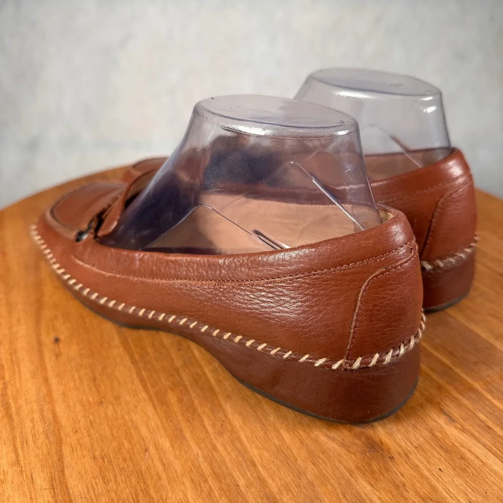 Nurture by Lamaze nurture leather